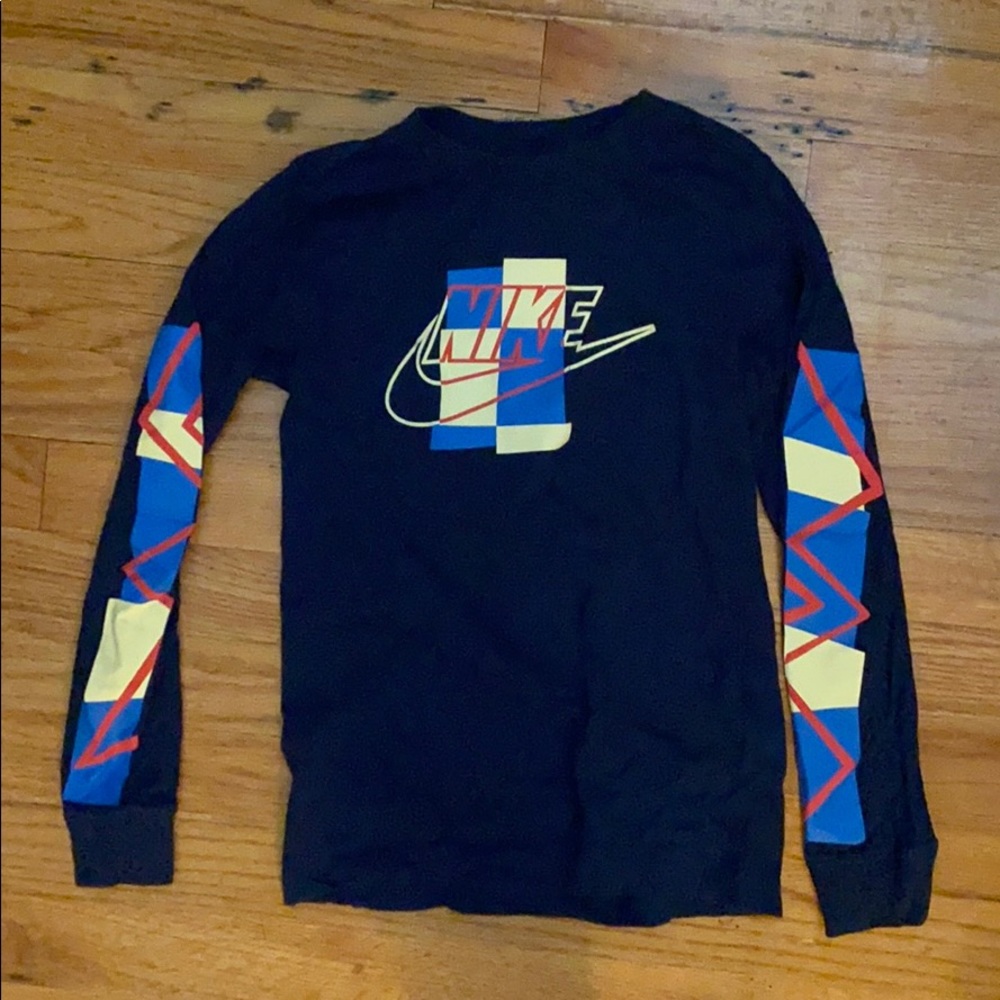 Kids Nike t shirt size small
